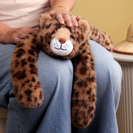 Peluche lestée Léopard - ambiance genoux